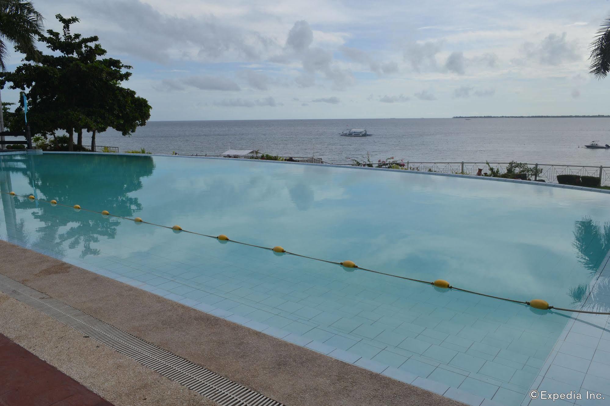 Vista Mar Beach Resort And Country Club Lapu-Lapu City Dış mekan fotoğraf